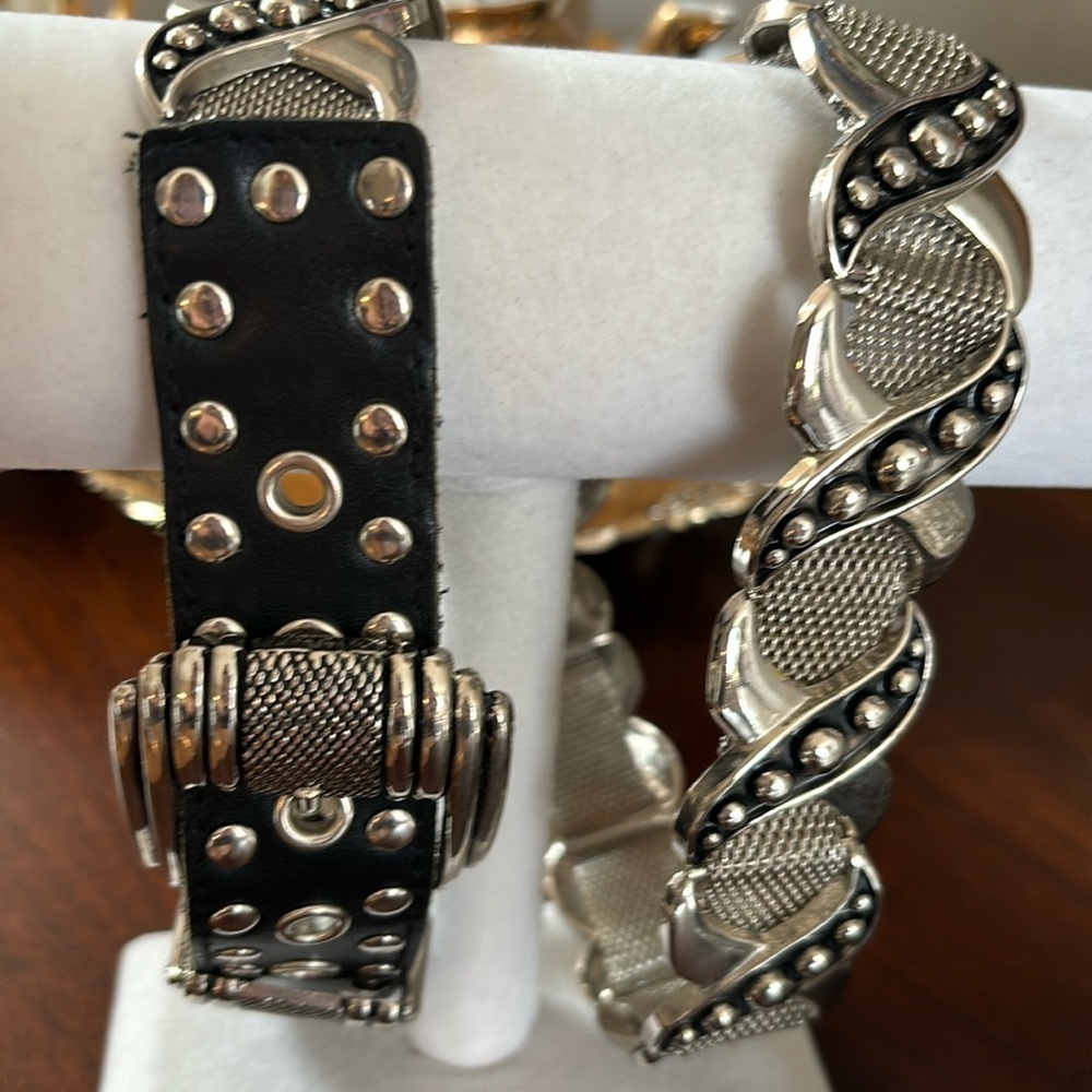 Leather and silver black belt in size 32